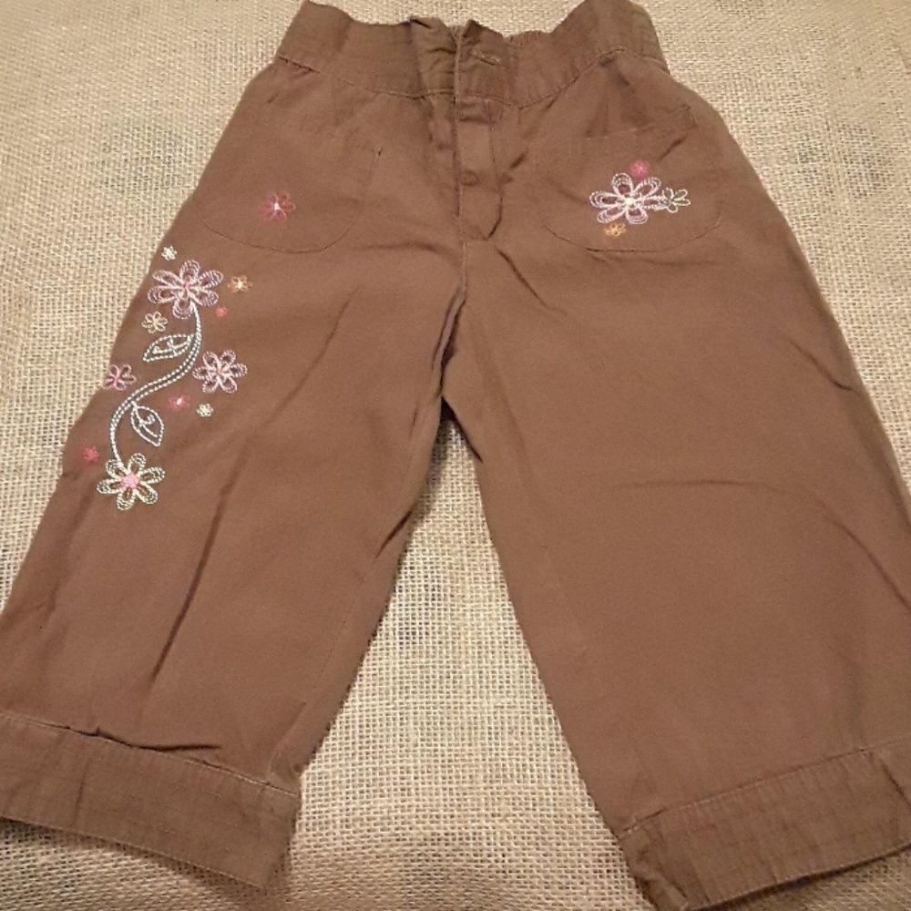 8/$20 Kids Headquarters Size 5 Brown Pants